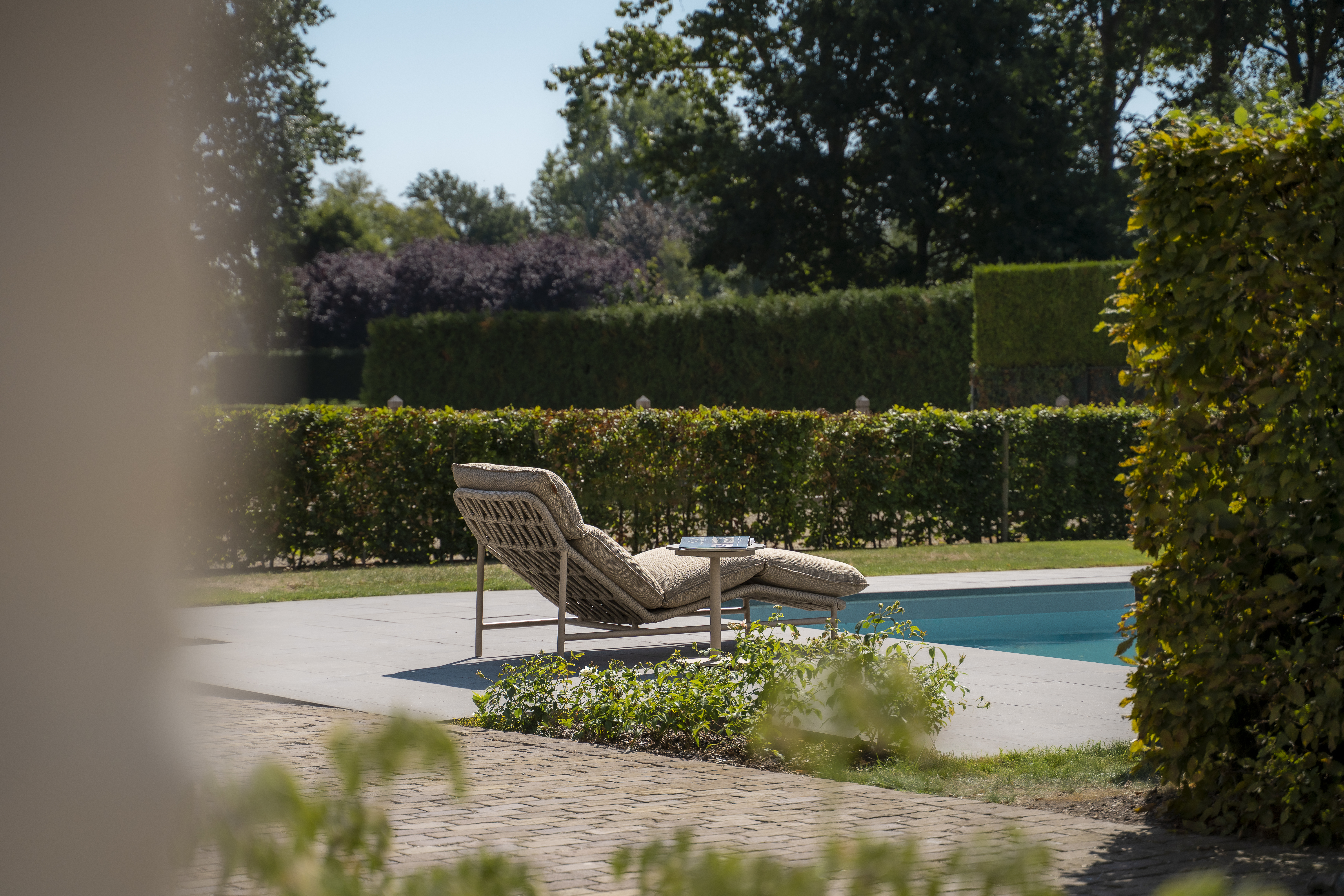 4 Seasons Tahiti Sunbed W/cushion - Latte